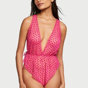 M Victoria Secret Lingerie HEARTS Tease Teddy Bodysuit 1 Piece Pink Mesh NWT